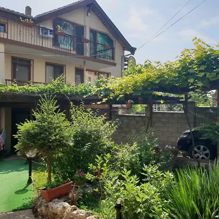 Къща За Гости Кефиш Guest house *